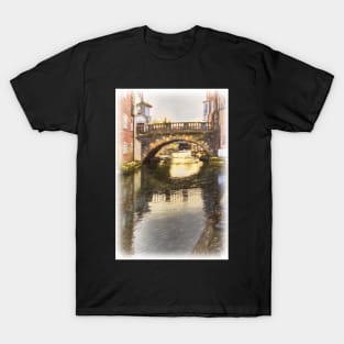 The Town Bridge at Newbury T-Shirt